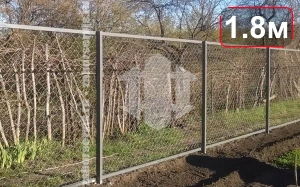 Забор из сетки рабицы 1.8 метра высотой